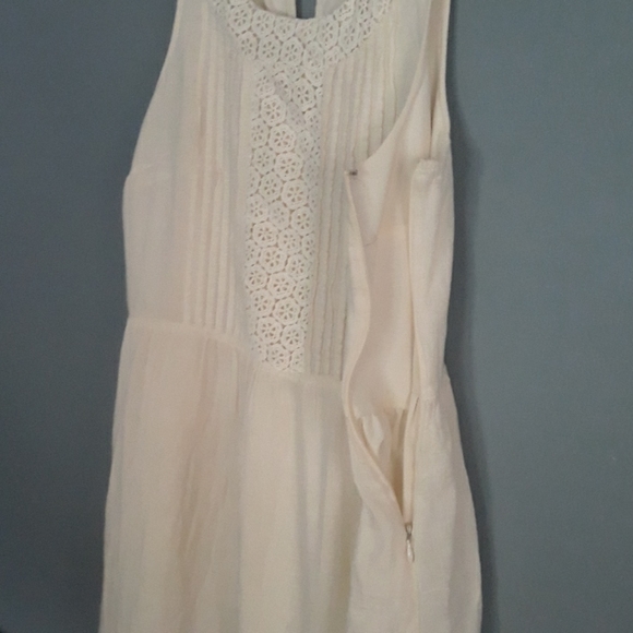 Sundress - Picture 3 of 5